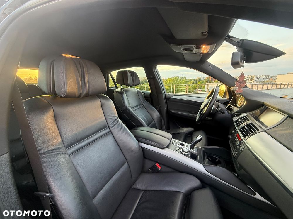 BMW X6 - 18