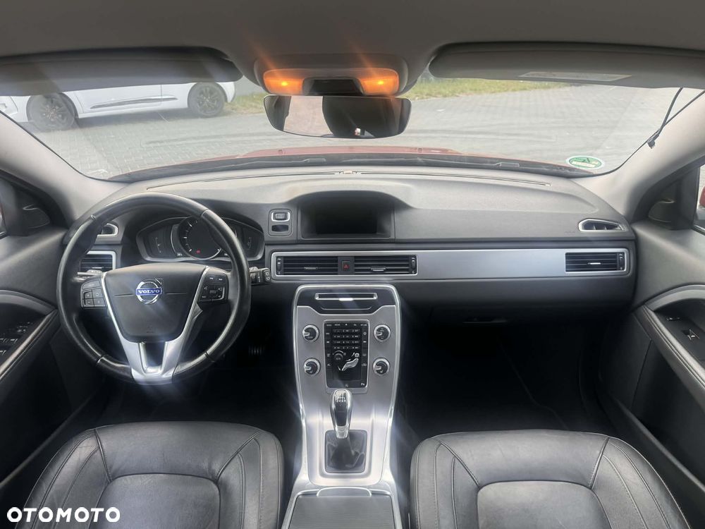 Volvo V70 D4 Momentum - 24
