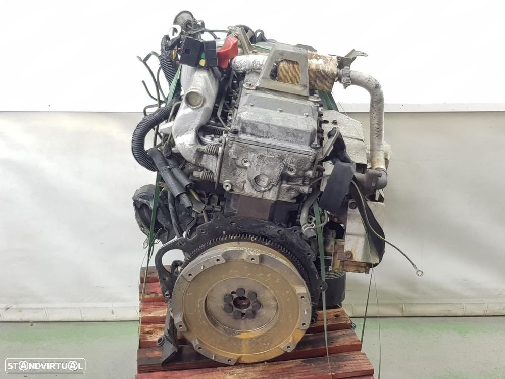 MOTOR COMPLETO MITSUBISHI MONTERO V60V70 REF. 4M41 - 1
