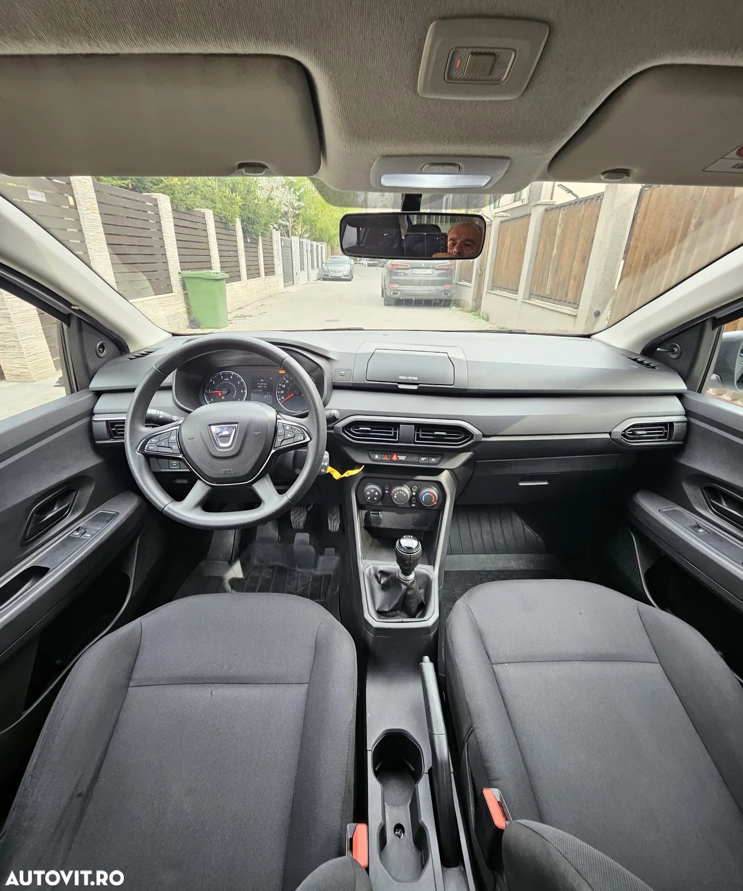 Dacia Logan ECO-G 100 Essential - 14