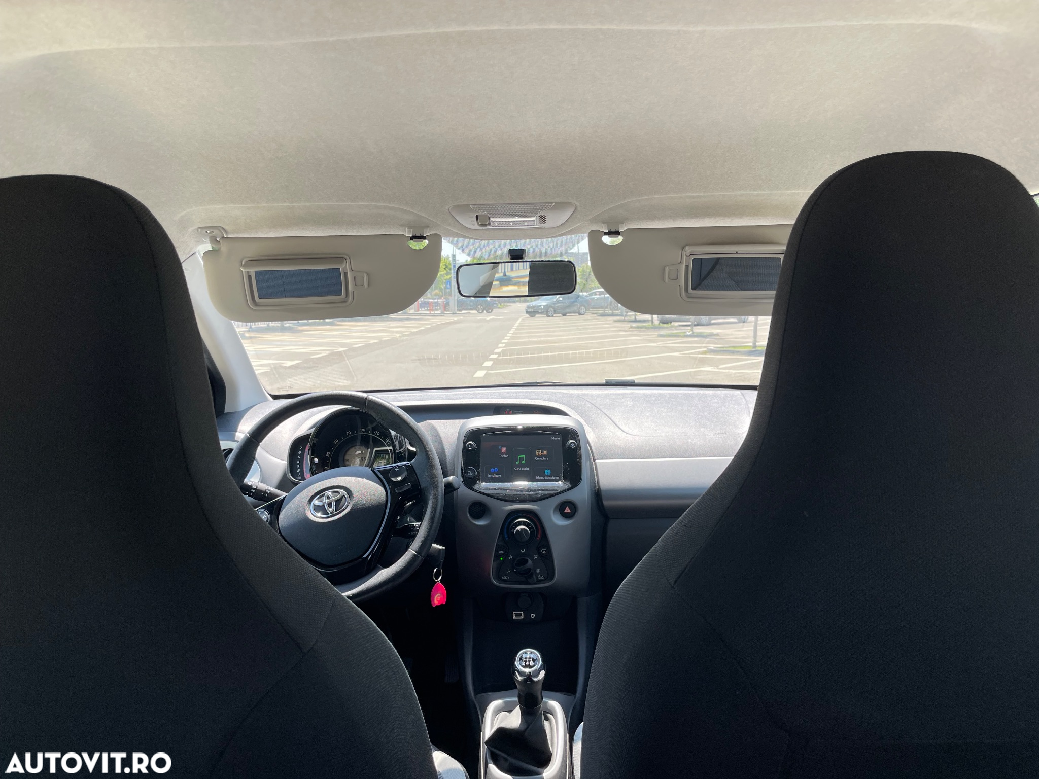 Toyota Aygo 1.0 VVY-I 5 usi X-play - 17