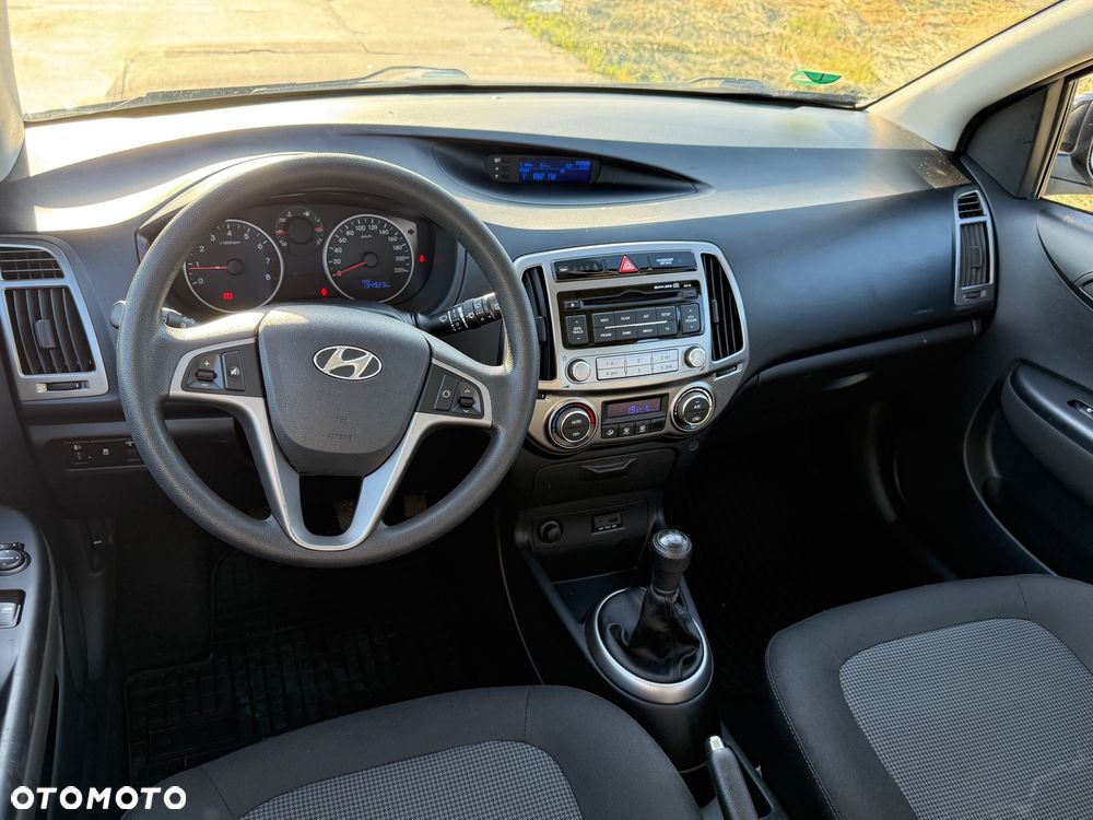 Hyundai i20 1.2 GO - 15
