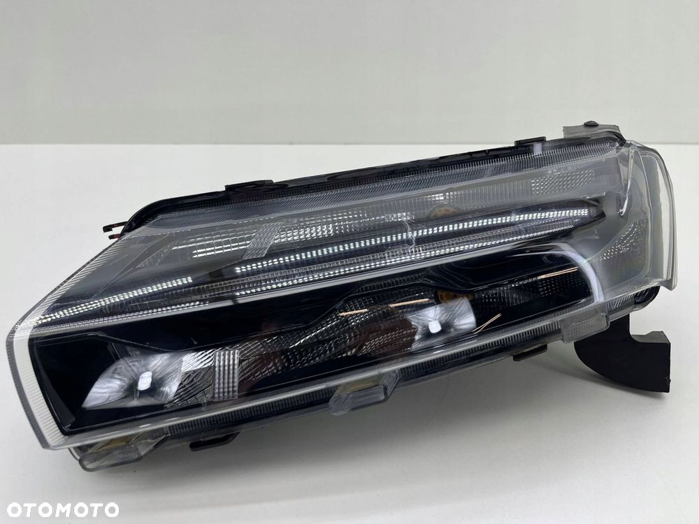DACIA SPRING LAMPA LED LEWA PRZÓD DRL EUROPA 266052417R - 1