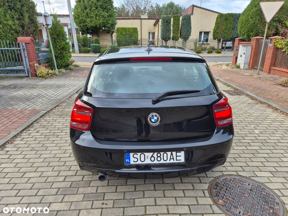 BMW Seria 1 114i - 14