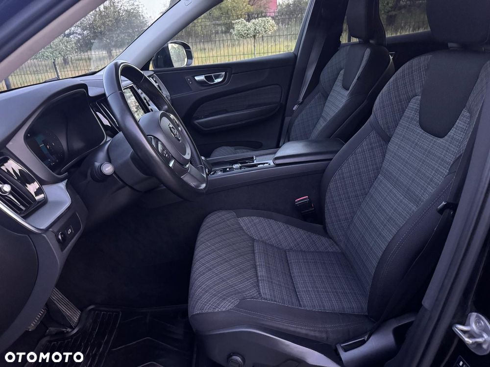 Volvo XC 60 - 21
