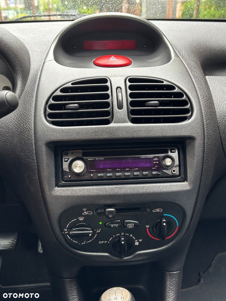 Peugeot 206 75 Tendance - 30