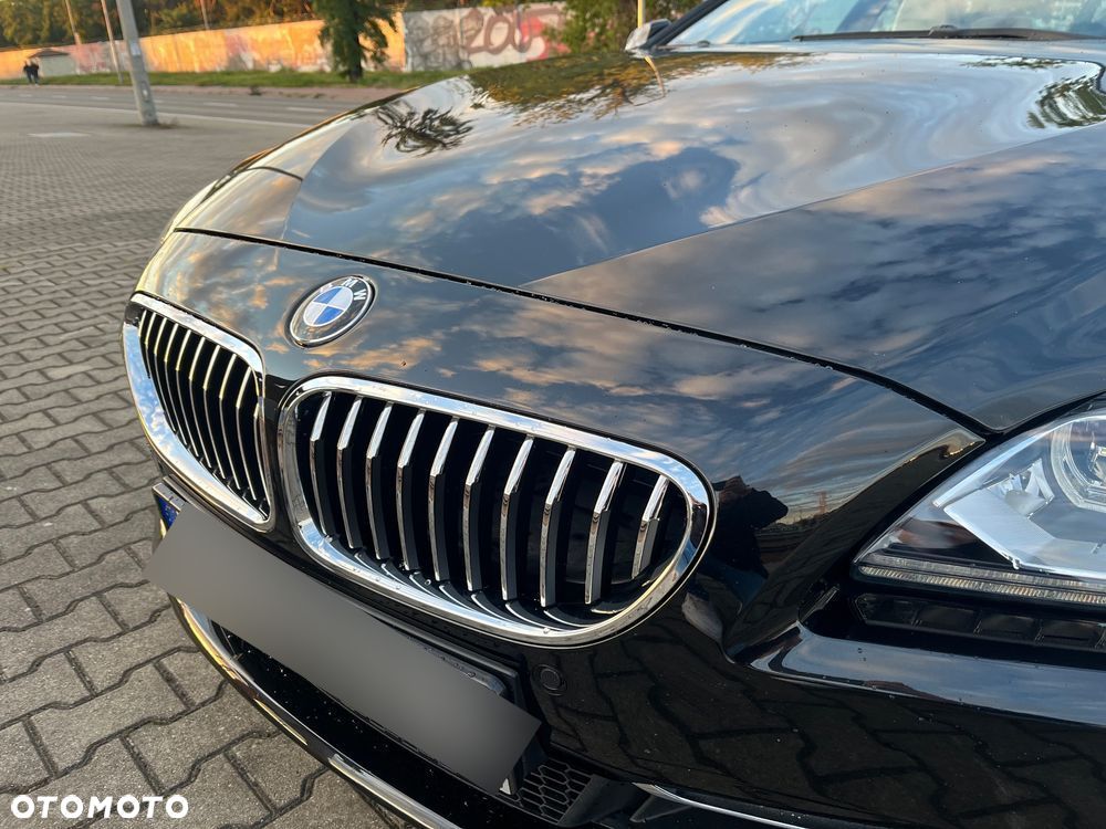 BMW Seria 6 650i - 8