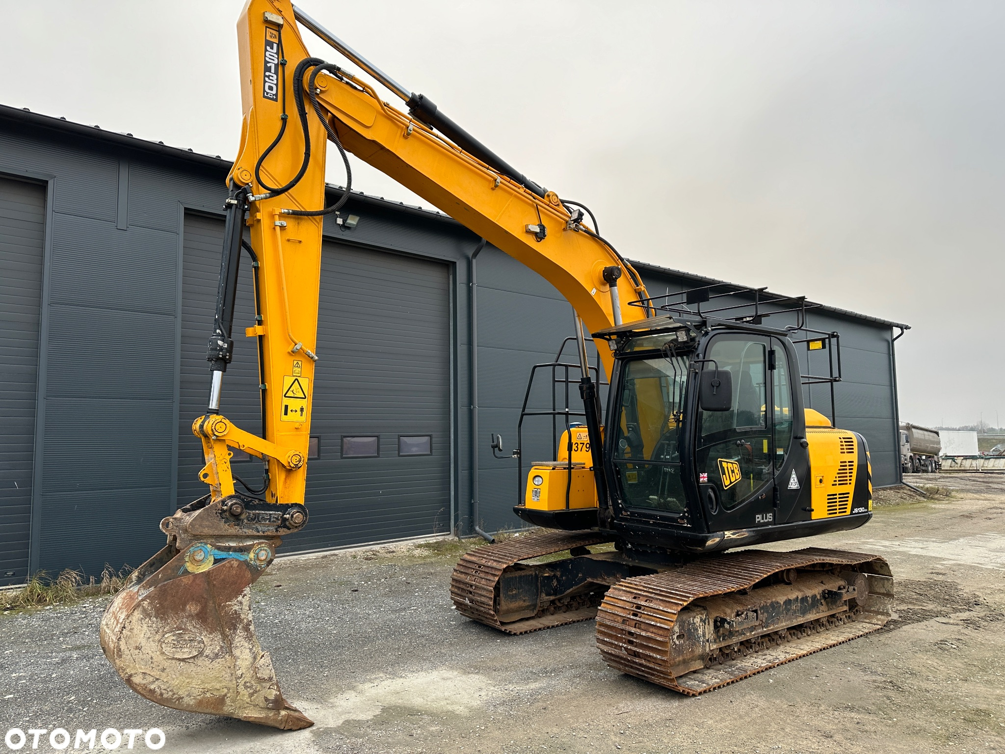 JCB JS130LC 4F Błotniak Zamiana - 3