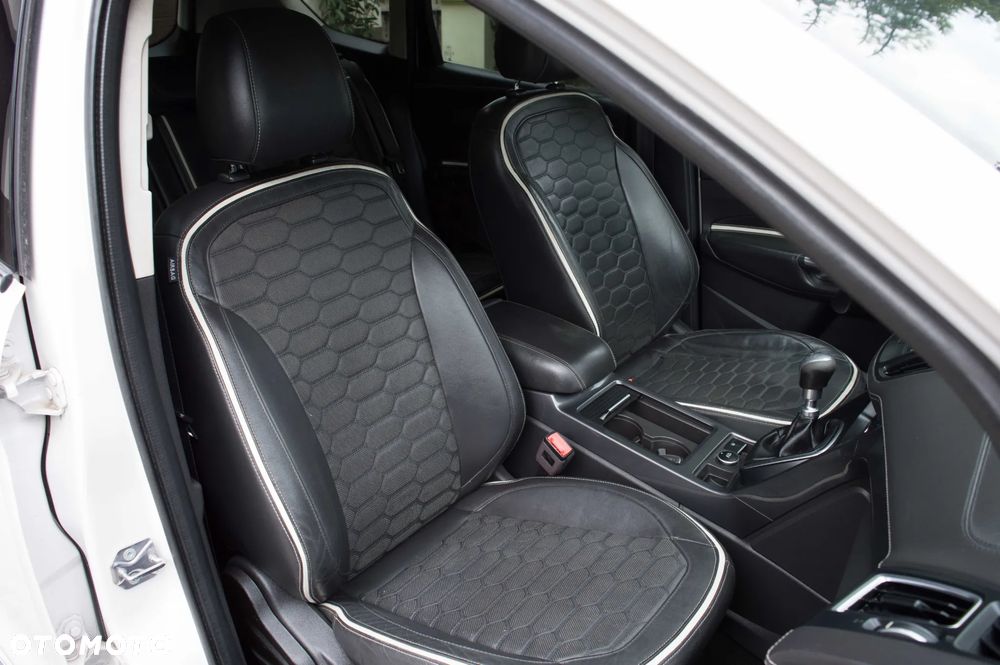 Ford Kuga 2.0 TDCi 2x4 Vignale - 28