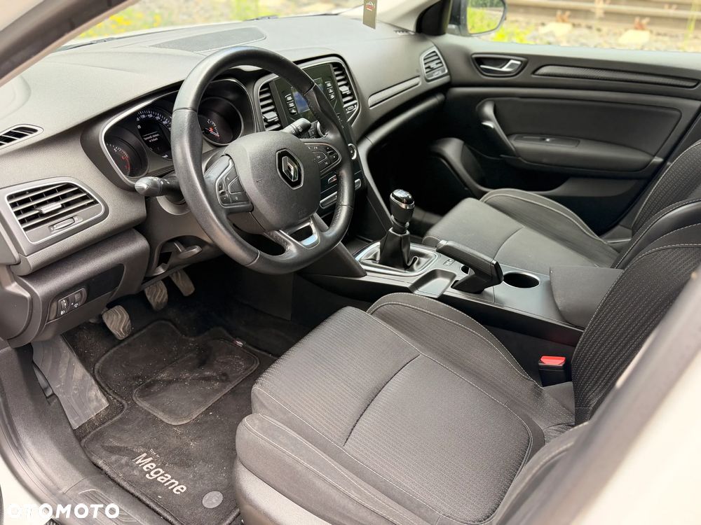 Renault Megane 1.2 Energy TCe Limited - 5