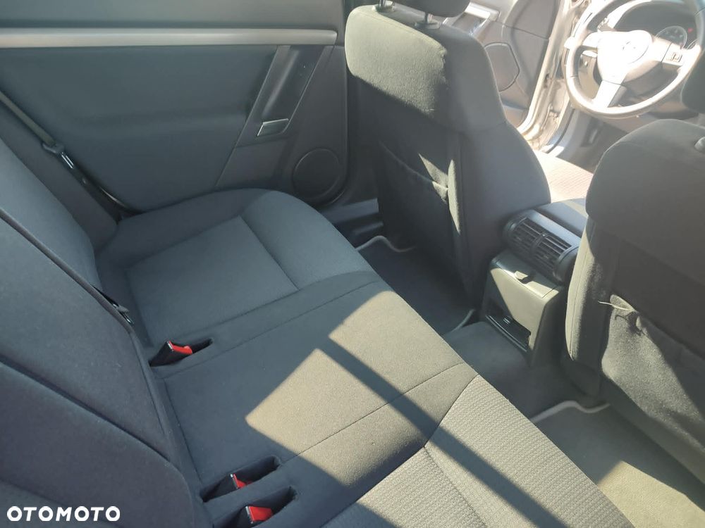 Opel Vectra 1.9 CDTI Cosmo - 15