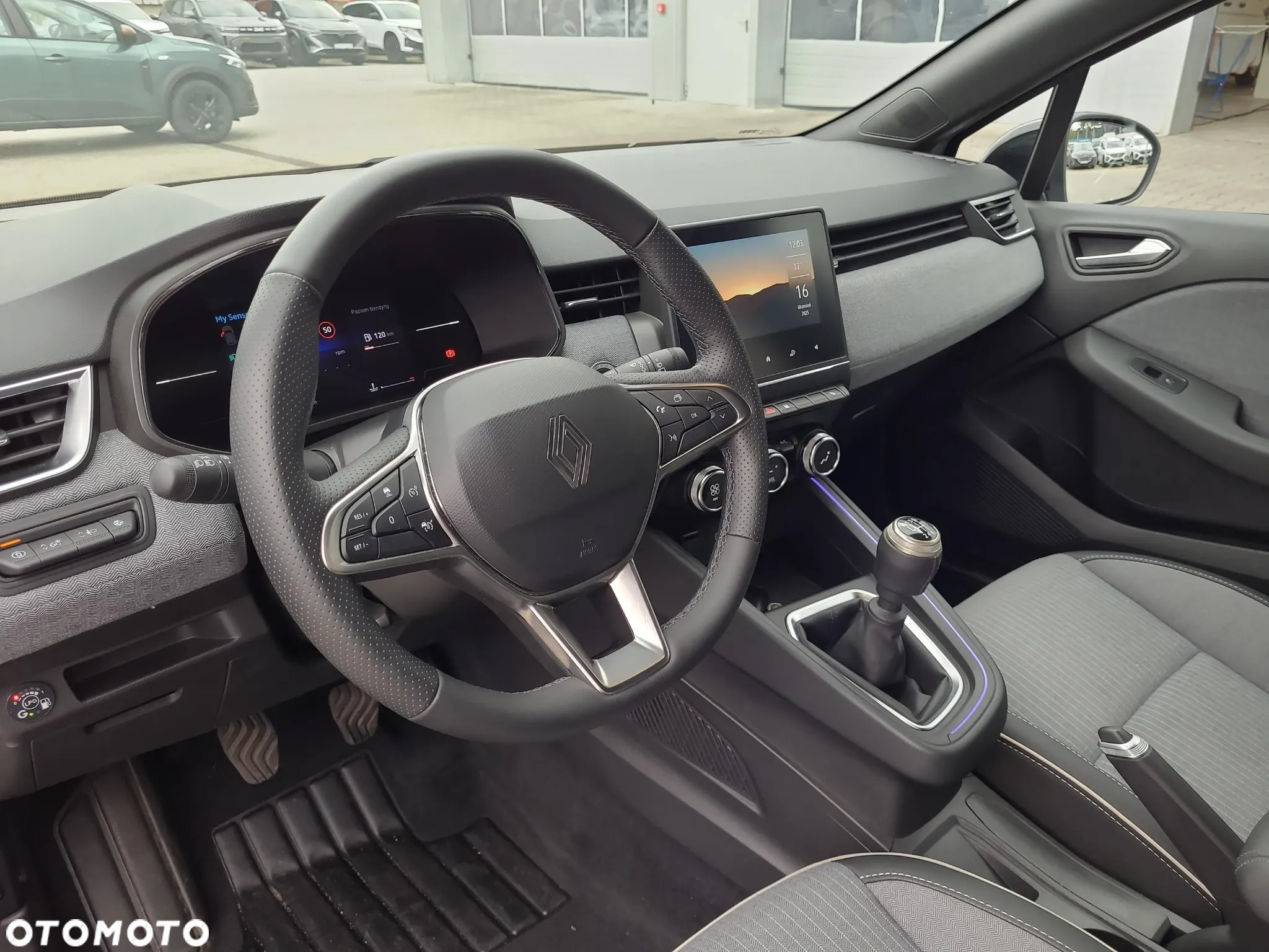 Renault Clio 1.0 TCe Techno - 9