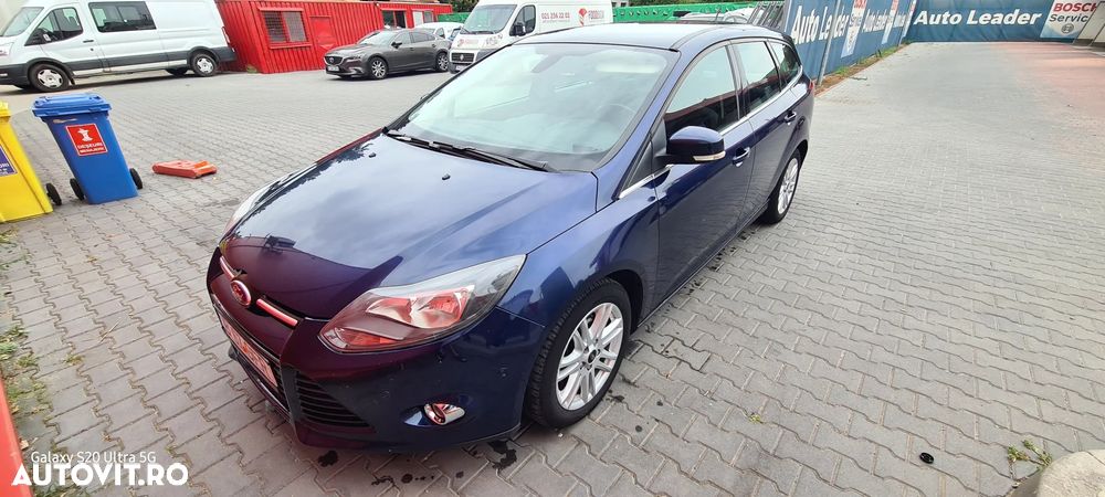 Ford Focus 1.6 TDCi ECOnetic 88g Start-Stopp-Sy Titanium - 4