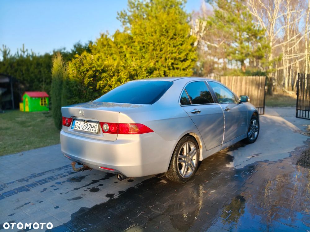 Honda Accord 2.0 Comfort - 1