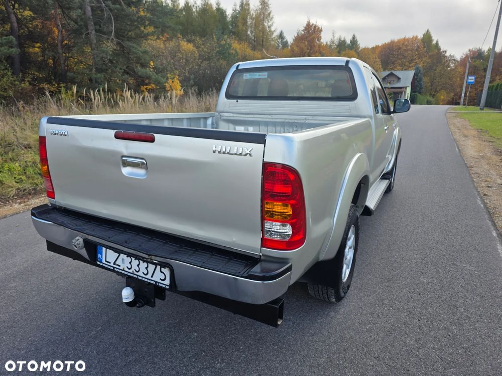 Toyota Hilux 2008 photo 3
