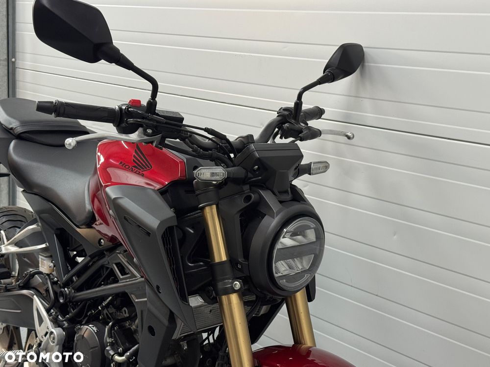 Honda CB - 11