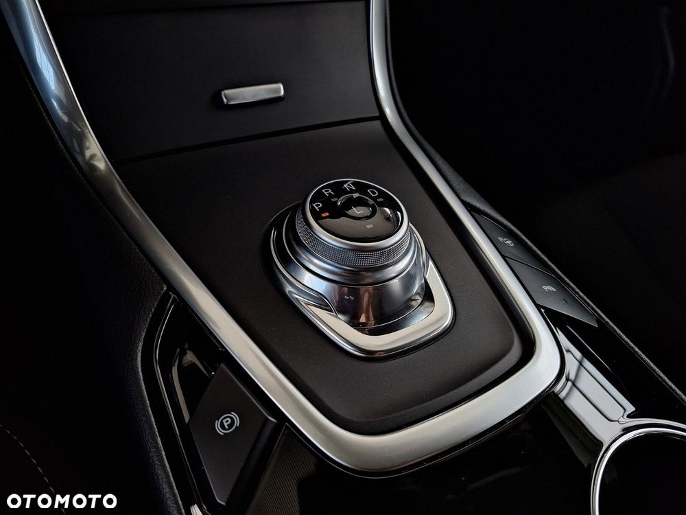 Ford S-Max 2.5 Hybrid Titanium CVT 7os - 34