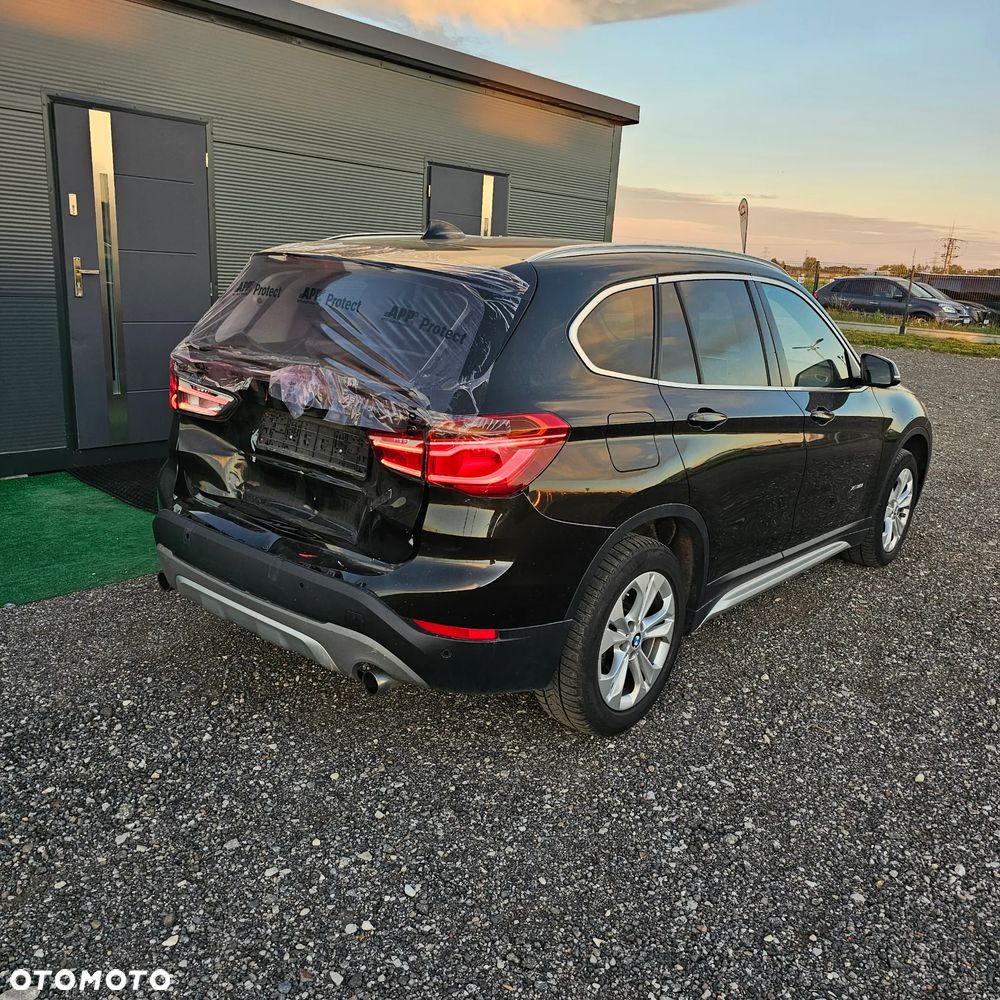BMW X1 xDrive20i xLine sport - 15