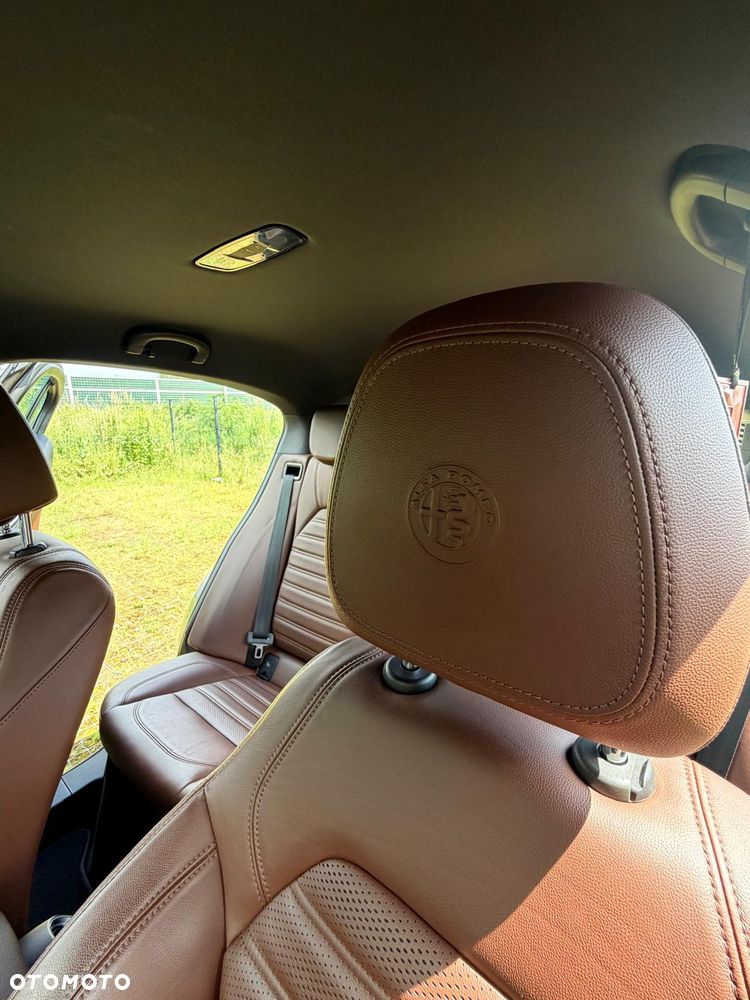 Alfa Romeo Stelvio 2.2 JTDM - 18