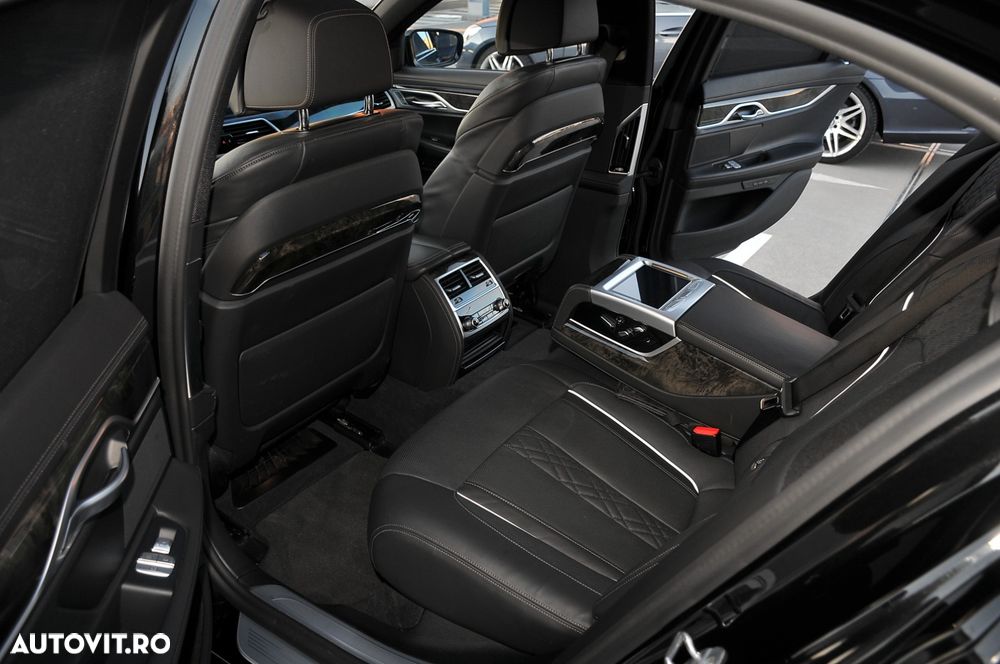 BMW Seria 7 740d xDrive - 13