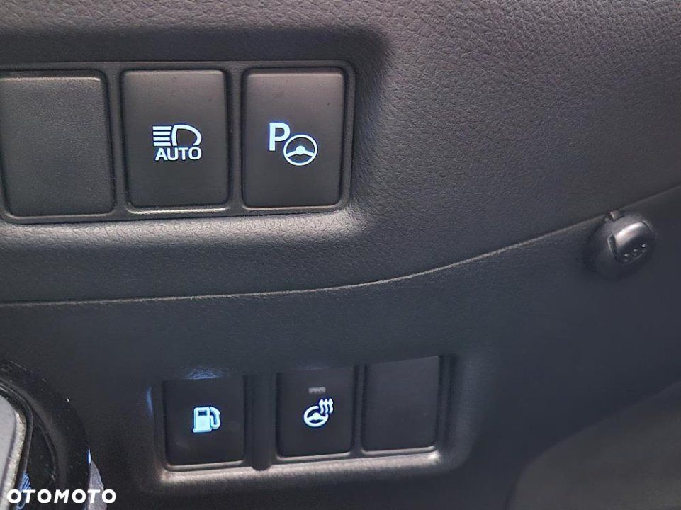 Toyota C-HR - 24