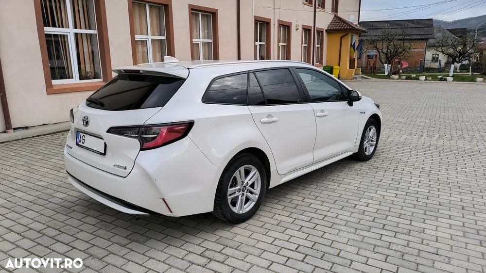 Toyota Corolla 1.8 HSD Dynamic - 9
