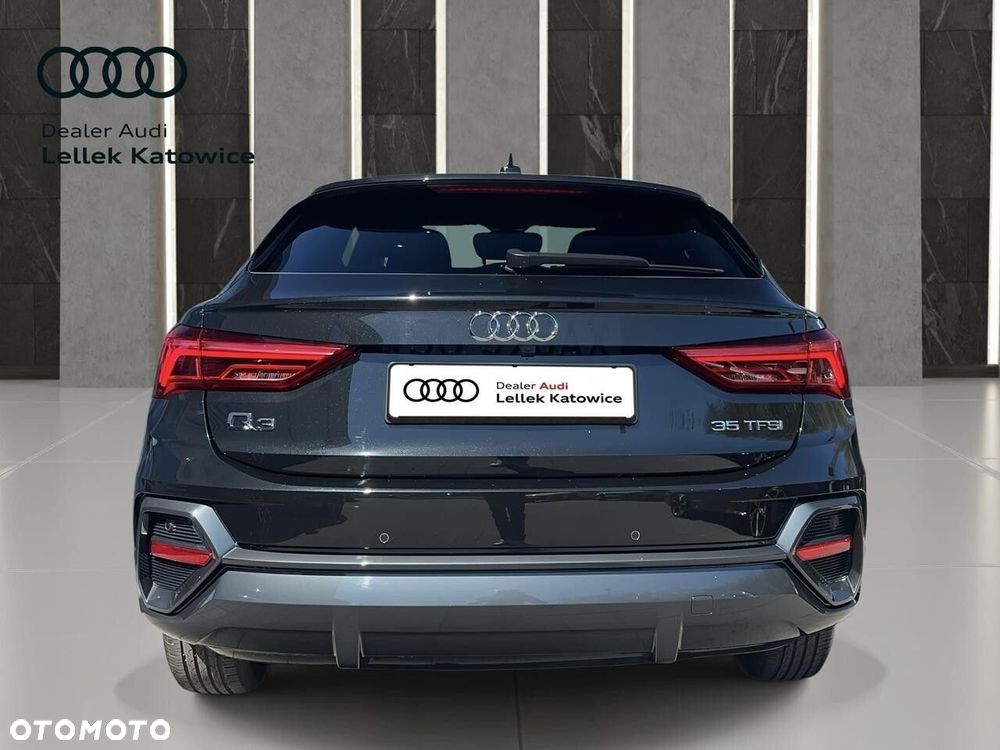 Audi Q3 Sportback - 7