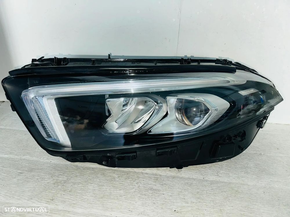Farol de Led Esquerdo Mercedes A W177 - 2018 / 2024 - F1468 - 1