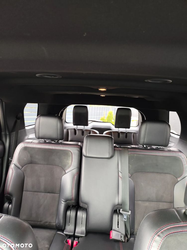 Ford Explorer - 10