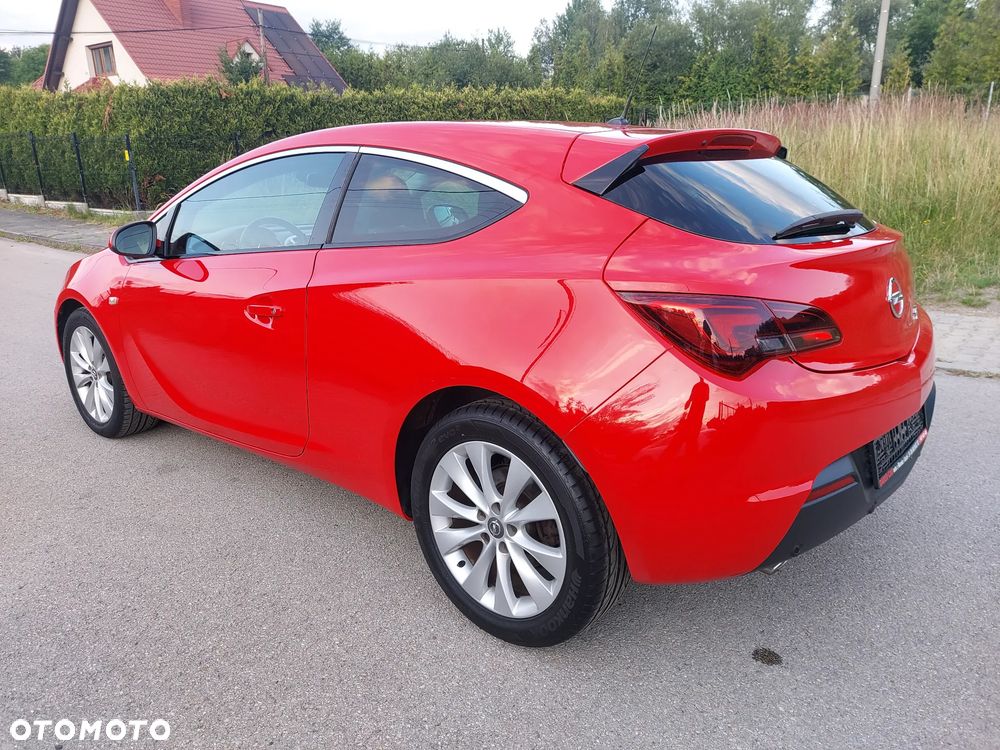 Opel Astra 1.4 Turbo - 4