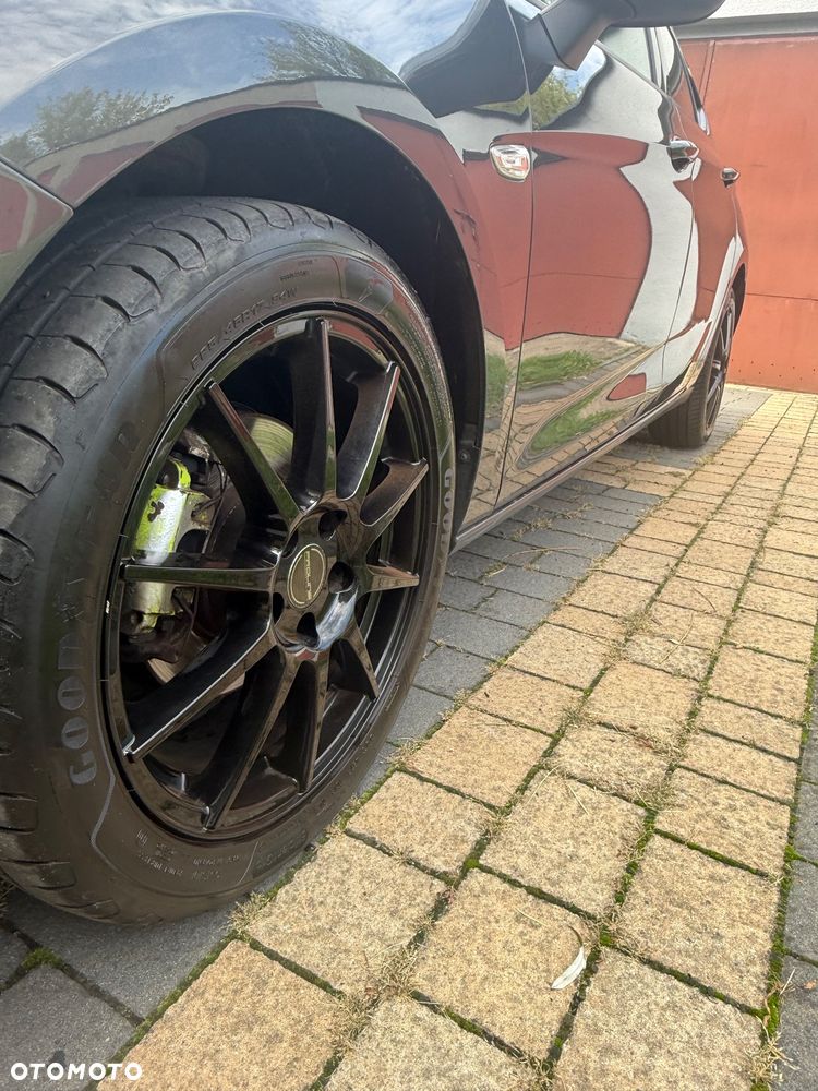 Opel Astra 1.4 T Dynamic S&S - 19