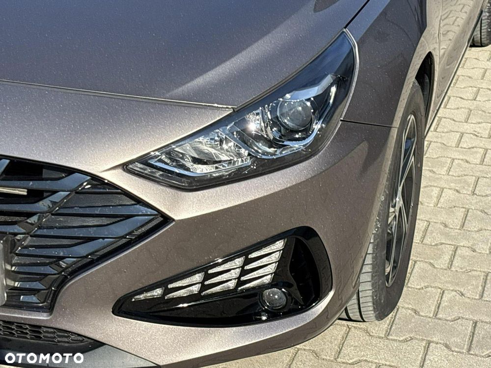 Hyundai i30 1.5 DPI Comfort - 9