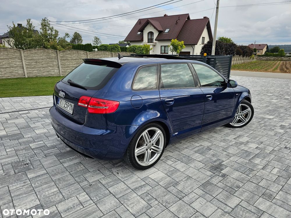 Audi A3 Sportback - 8
