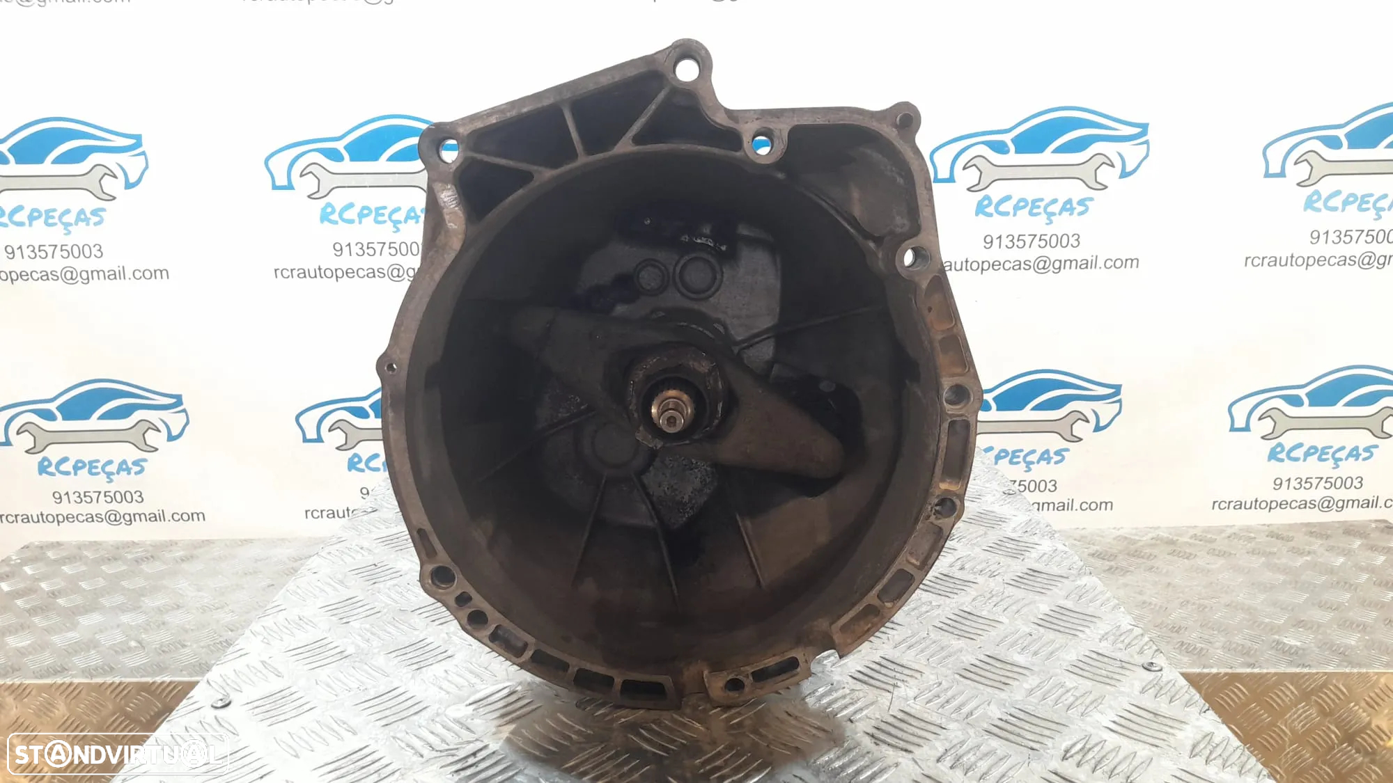 CAIXA VELOCIDADES MANUAL BMW Z4 E85 ROADSTER 2.2i 24V 170CV M54B22 226S1 BDT 0005048BDT S5D250G E86 COUPE SERIE 5 E60 SEDAN E61 TOURING 520i E39 520i SERIE 3 E46 320i - 3