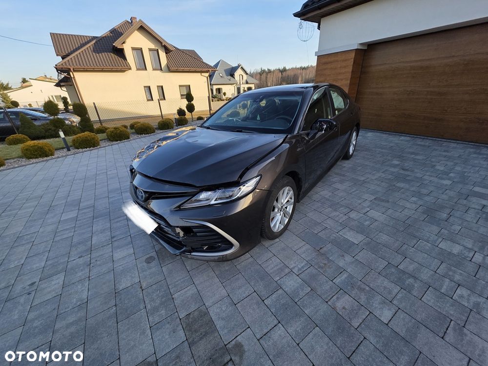 Toyota Camry 2.5 Hybrid Comfort CVT - 1