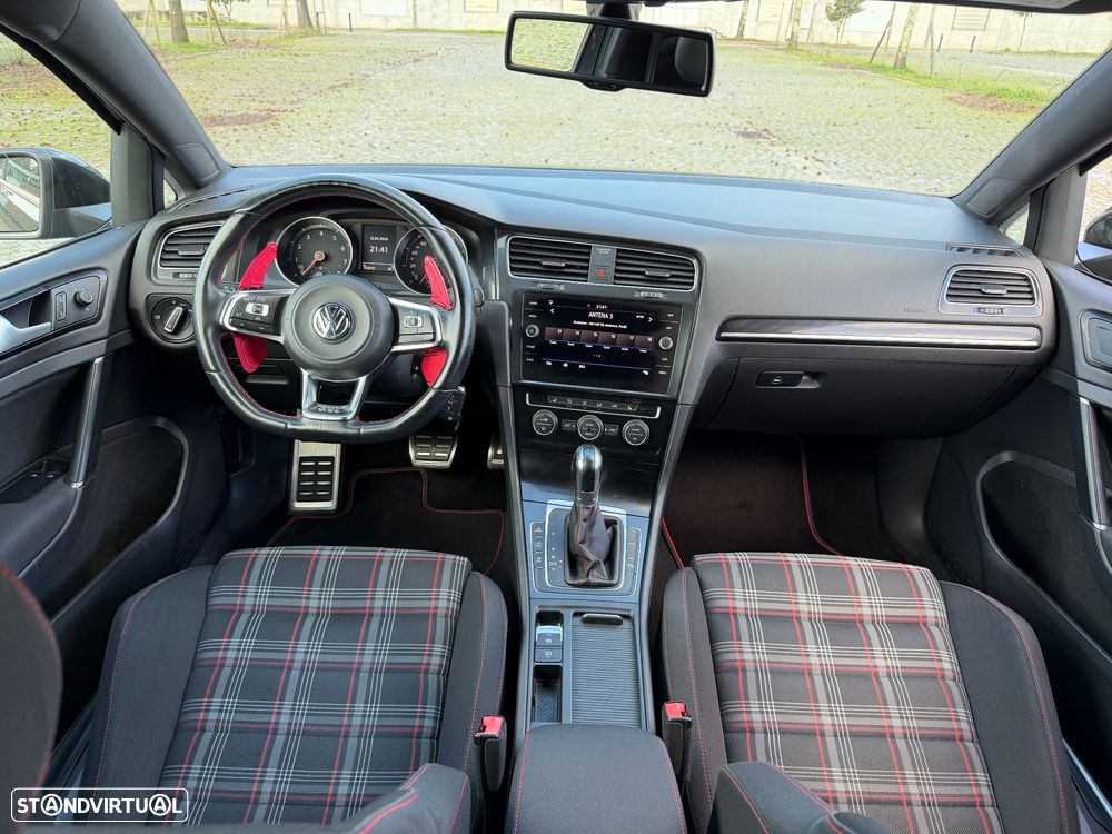 VW Golf GTI BlueMotion DSG - 34