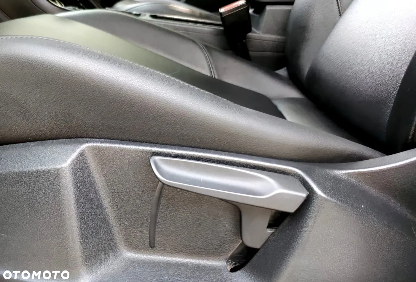 Volkswagen Touran - 18