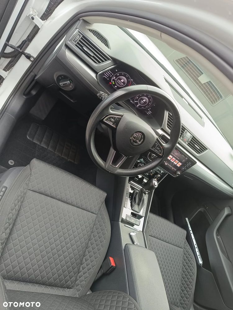 Skoda Superb 2.0 TDI 4x4 Style DSG - 7