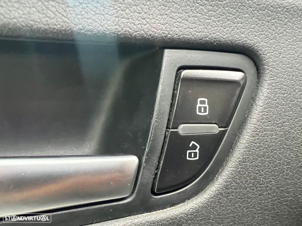 Audi A4 Allroad 2.0 TDI quattro - 39