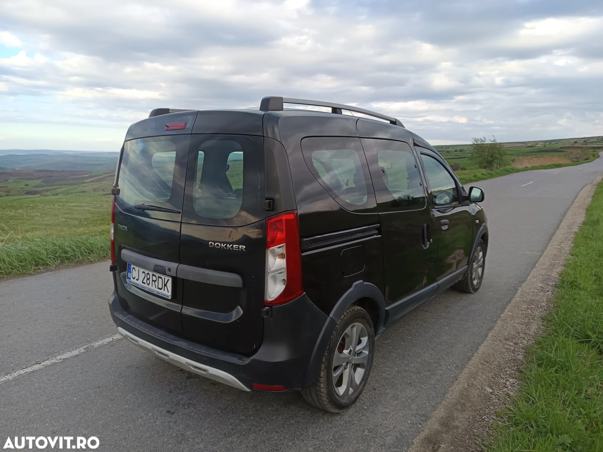 Dacia Dokker 1.5 dCi 90 CP Stepway - 13