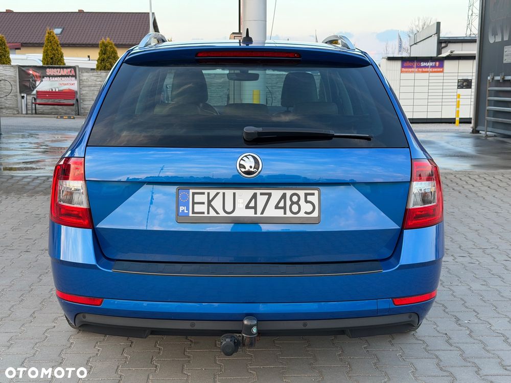 Skoda Octavia 1.6 TDI DSG Premium Edition - 8