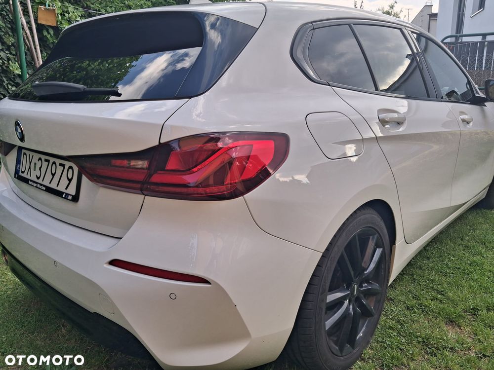 BMW Seria 1 118i Sport Line - 2