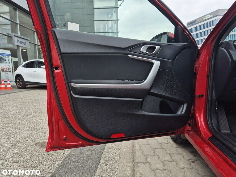 Kia Ceed 1.5 T-GDI M DCT - 12