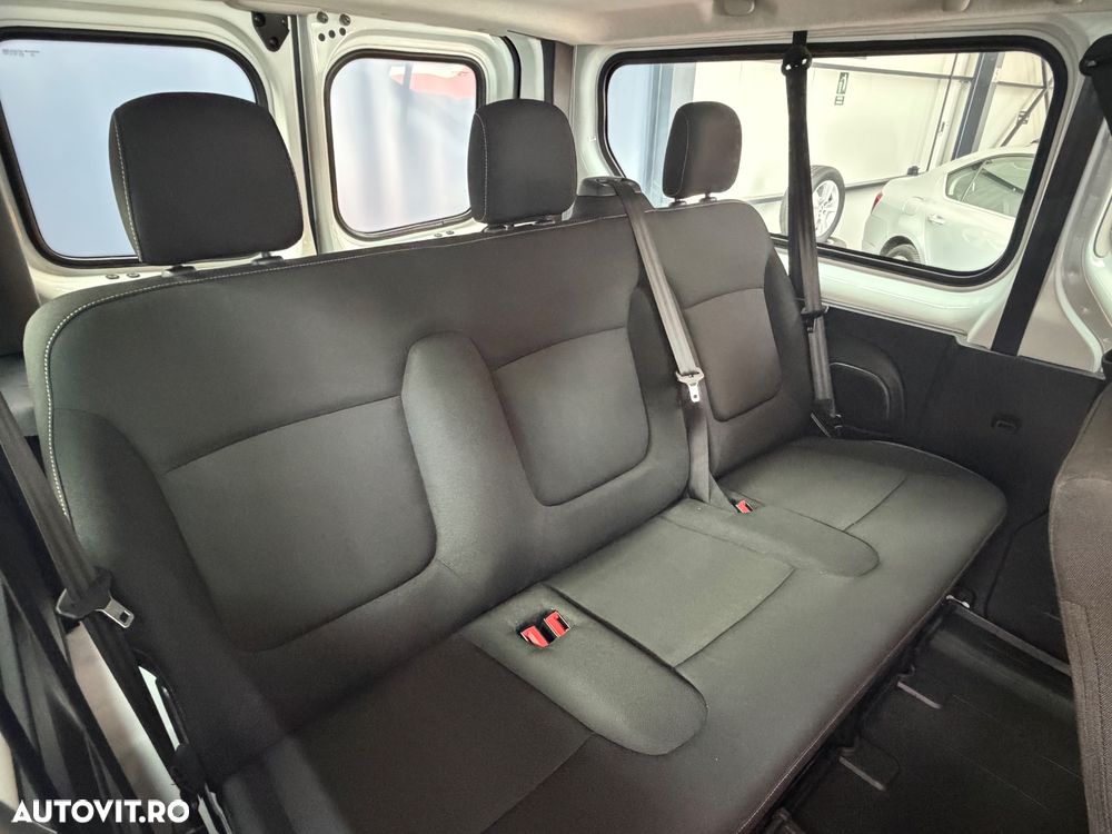 Renault Trafic Combi L2H1 7+1 Expression - 16