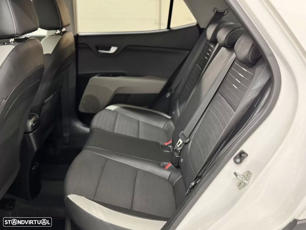 Kia Stonic 1.6 CRDi TX - 48
