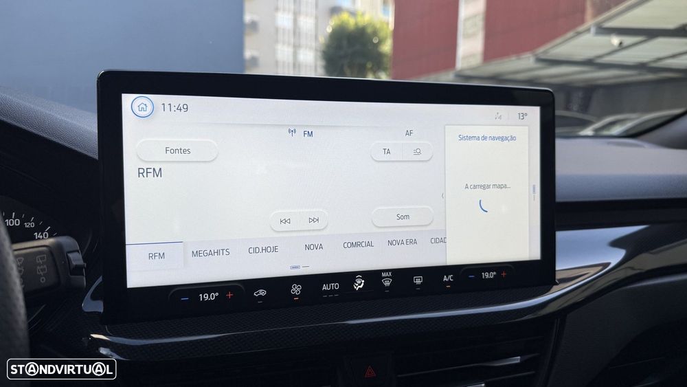 Ford Focus 1.0 EcoBoost MHEV ST-Line - 37