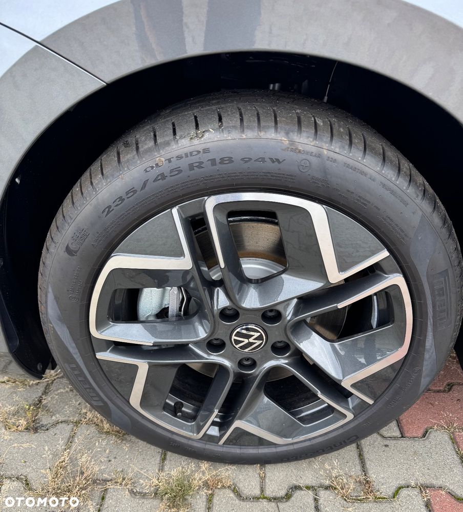 Volkswagen Passat 2.0 TDI SCR 4Mot Elegance DSG - 11