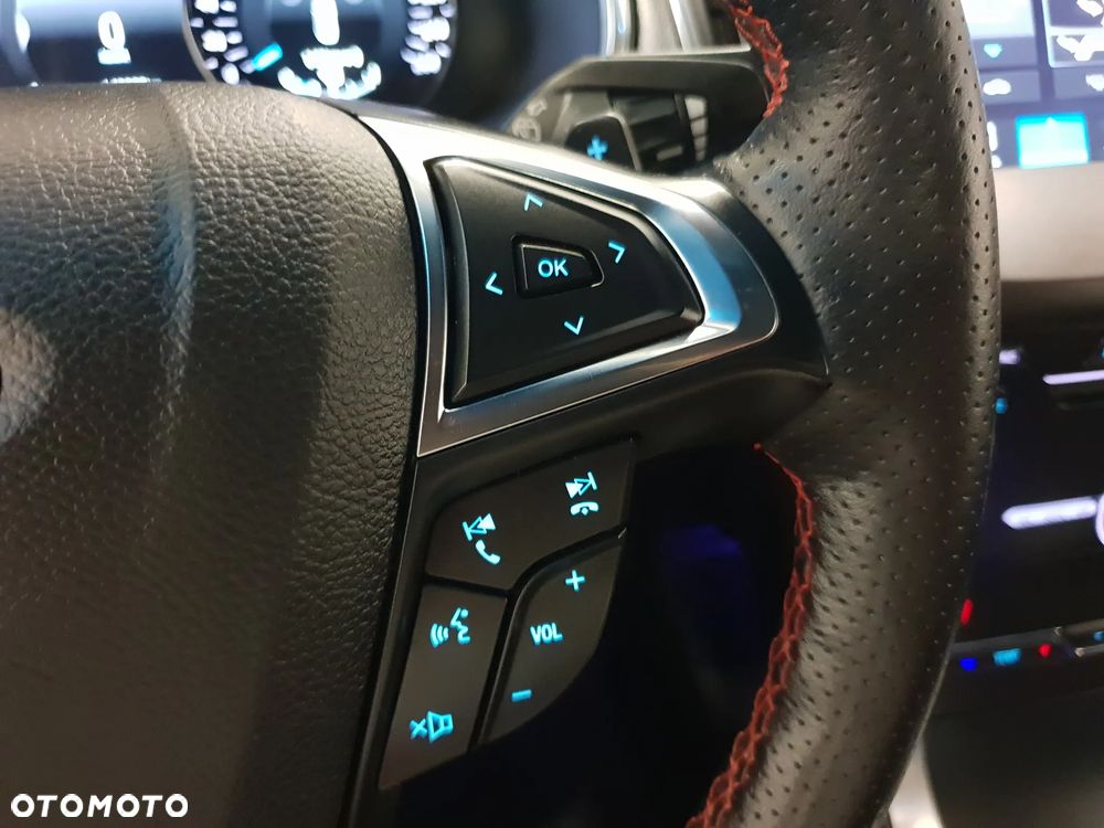 Ford Edge 2.0 EcoBlue Twin-Turbo 4WD ST-Line - 32