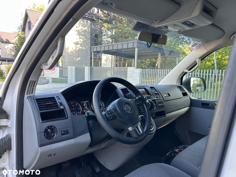 Volkswagen Transporter - 7