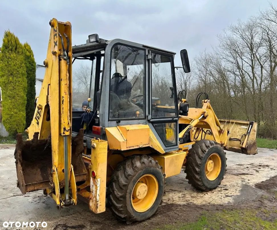 JCB 3cx - 4
